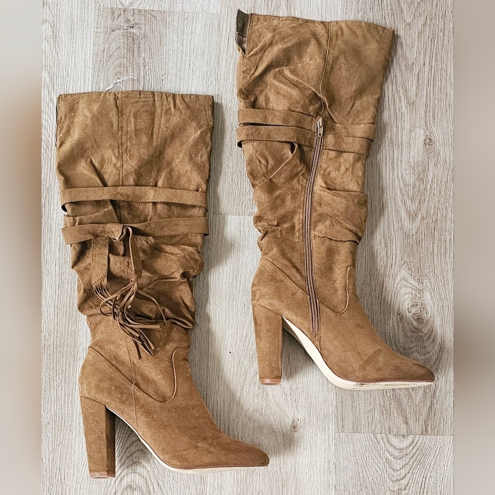 Size 11 Brown Slouchy Heeled Boots